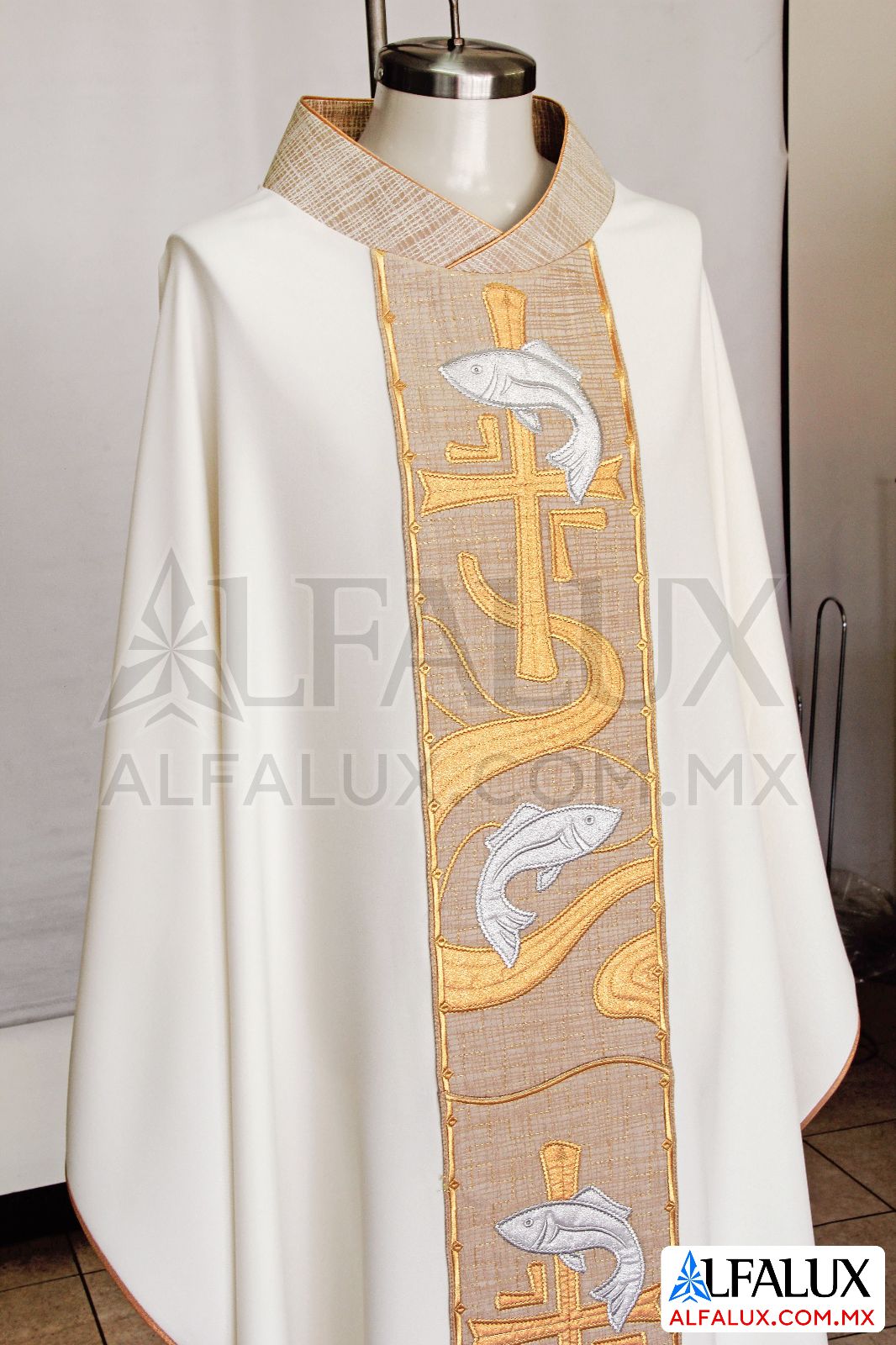 22 PECES Alfalux Casulla Central Perla Brocado chido 23